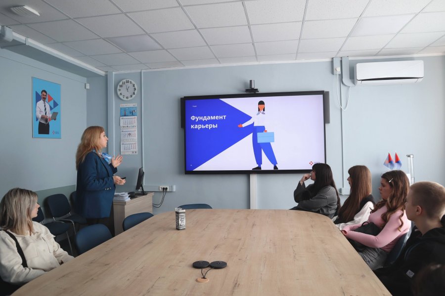 5303430552478225520 1 